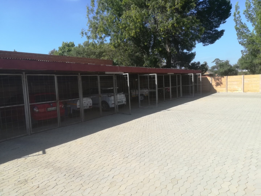 To Let 2 Bedroom Property for Rent in Naudeville Free State